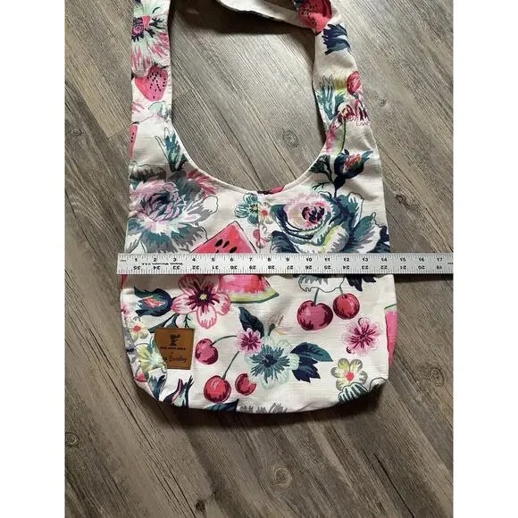 Vera Bradley New Hope Girl Limited Edition Hobo Bag Purse In ROSY GARDEN PICNIC - Picture 4 of 7